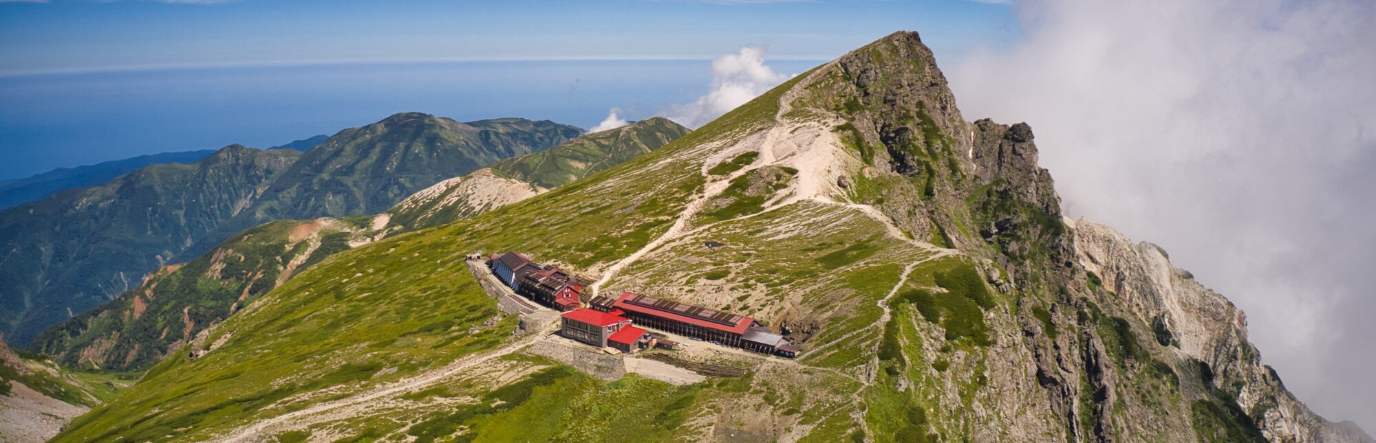 白馬岳 白馬館について｜白馬の山岳観光を支える老舗企業｜白馬館【公式】