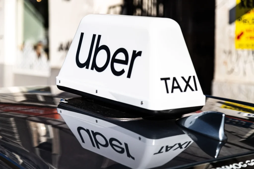 Uberタクシー
